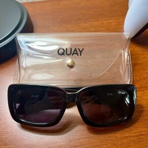 Quay Yada Yada Black Sunglasses